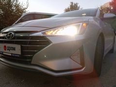Седан Hyundai Elantra 2018 года, 1695000 рублей, Саратов