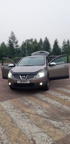 SUV или внедорожник Nissan Dualis 2008 года, 750000 рублей, Нерюнгри