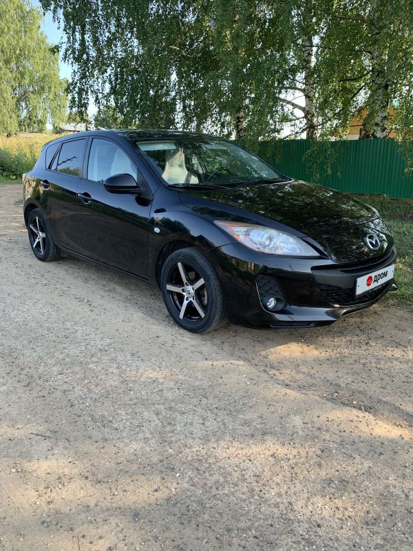  Mazda 323 2012 , 725000 , 