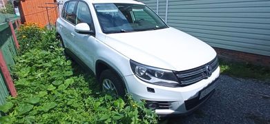 SUV или внедорожник Volkswagen Tiguan 2014 года, 1290000 рублей, Бердск