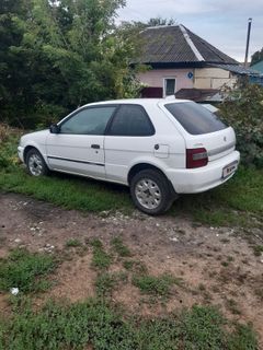 Хэтчбек 3 двери Toyota Corsa 1998 года, 135000 рублей, Кемерово