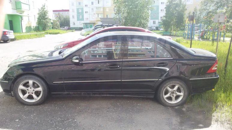  Mercedes-Benz C-Class 2006 , 450000 , 