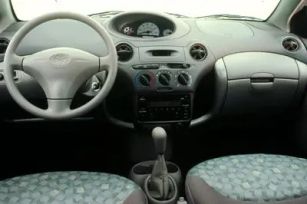 Toyota Echo 2000 , 228000 , 