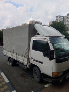 Бортовой тентованный грузовик Nissan Atlas 1998 года, 580000 рублей, Новороссийск