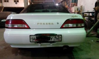  Nissan Presea 1998 , 142000 , 