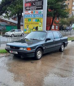 Седан Mitsubishi Galant 1990 года, 150000 рублей, Геленджик