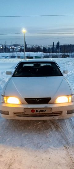 Седан Toyota Vista 1995 года, 300000 рублей, Берёзовский