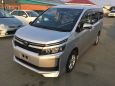    Toyota Voxy 2014 , 1230000 , 