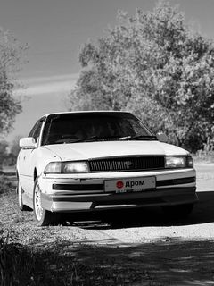 Седан Toyota Corona 1990 года, 135000 рублей, Горняк