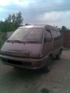    Toyota Town Ace 1990 , 141000 , 