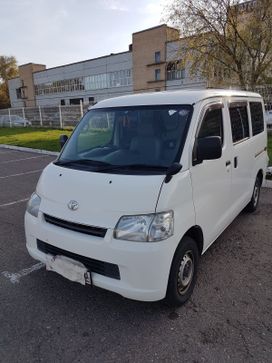    Toyota Town Ace 2012 , 635000 , 