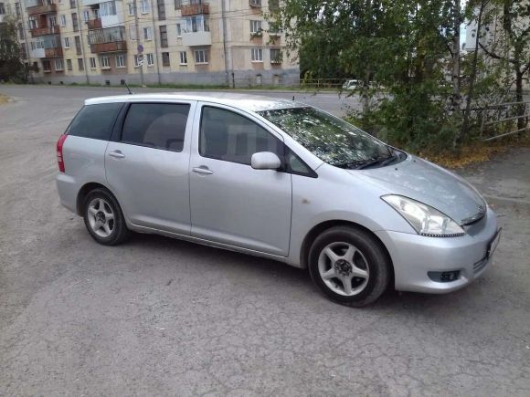    Toyota Wish 2004 , 385000 , 