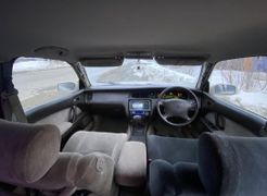 Седан Toyota Crown 1993 года, 200000 рублей, Магадан