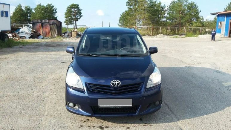    Toyota Verso 2011 , 730000 , 