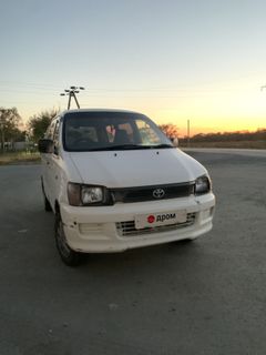 Минивэн или однообъемник Toyota Lite Ace 1997 года, 290000 рублей, Артём