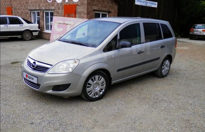    Opel Zafira 2008 , 400000 , 