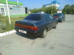 Седан Toyota Corolla 1992 года, 95000 рублей, Челябинск