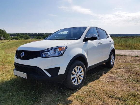 SUV   SsangYong Actyon 2014 , 800000 , 
