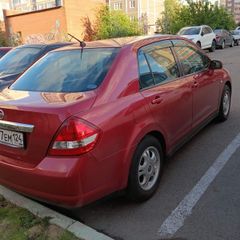 Седан Nissan Tiida Latio 2004 года, 510000 рублей, Красноярск