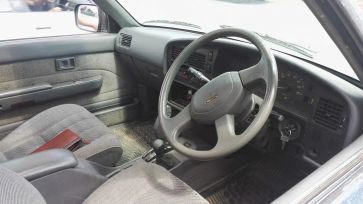 SUV   Toyota Hilux Surf 1990 , 200000 , 