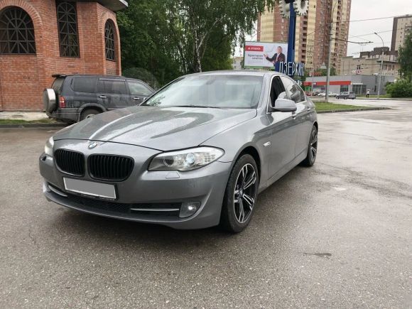  BMW 5-Series 2011 , 999000 , 