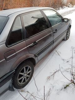 Седан Volkswagen Passat 1991 года, 140000 рублей, Бердск