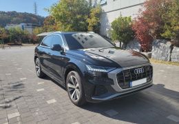 SUV или внедорожник Audi Q8 2021 года, 7784000 рублей, Владивосток