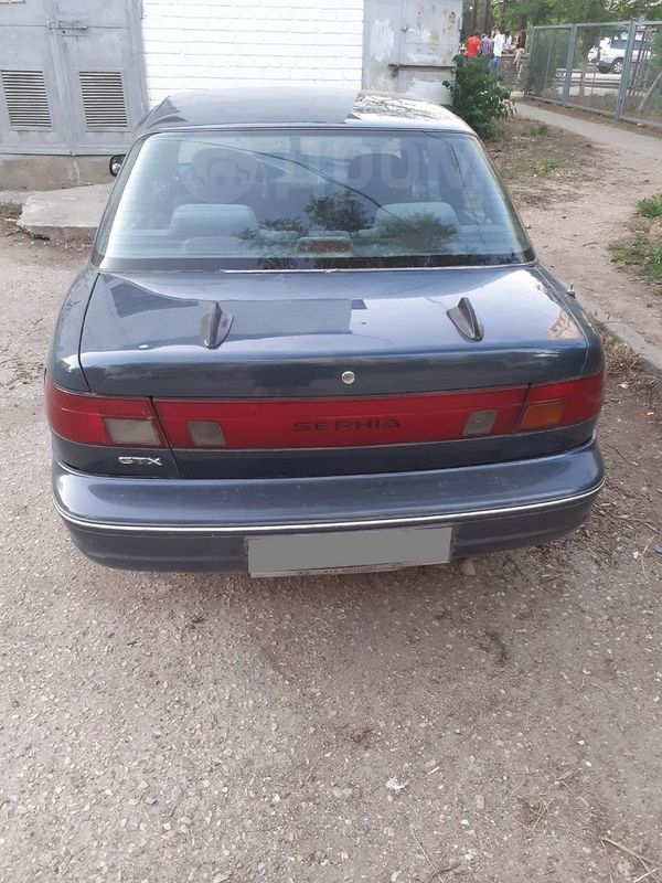  Kia Sephia 1994 , 95000 , 