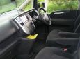    Nissan Serena 2009 , 700000 , 