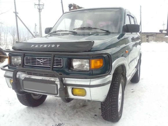 SUV     1999 , 215000 , 