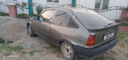  3  Opel Kadett 1987 , 35000 , 