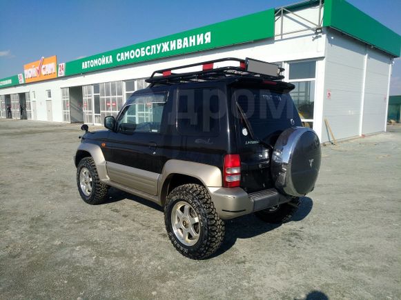  3  Mitsubishi Pajero Junior 1995 , 250000 , 