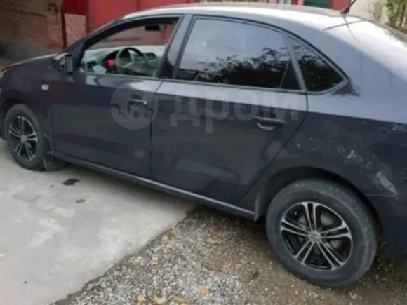  Volkswagen Polo 2011 , 380000 , 