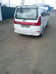    Nissan Serena 2000 , 320000 , 