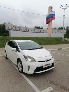 Лифтбек Toyota Prius 2012 года, 1390000 рублей, Санкт-Петербург