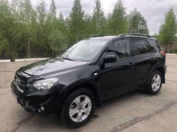 SUV   Toyota RAV4 2008 , 825000 , 