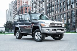 SUV или внедорожник Toyota Land Cruiser 2022 года, 6900000 рублей, Новосибирск
