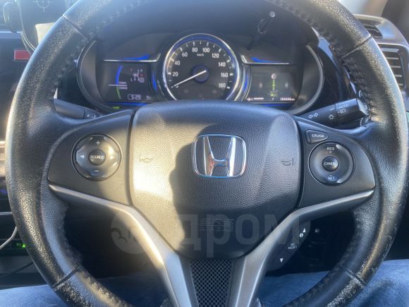  Honda Grace 2015 , 865000 , 