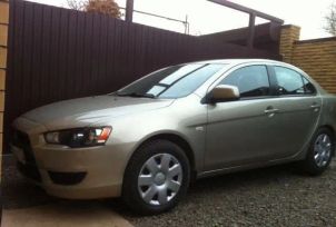  Mitsubishi Lancer 2010 , 410000 , --