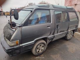 Минивэн или однообъемник Toyota Town Ace 1989 года, 190000 рублей, Омск