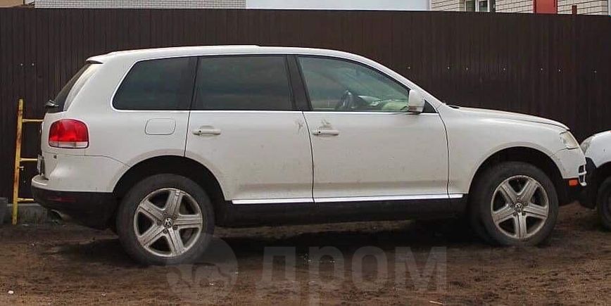 SUV   Volkswagen Touareg 2004 , 495000 , 