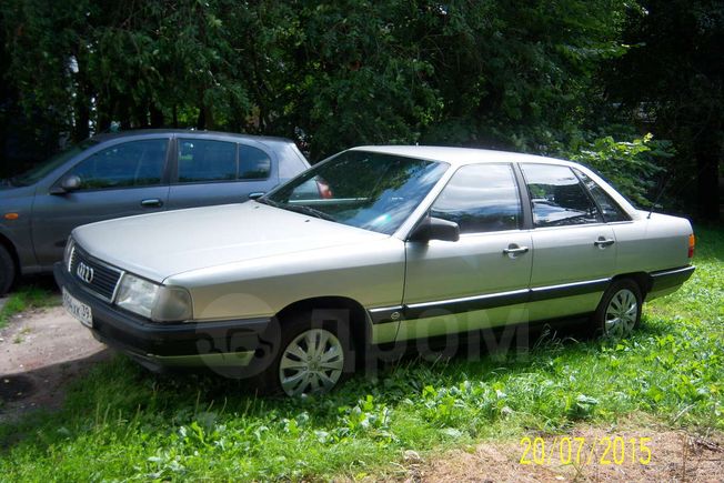  Audi 100 1987 , 75000 , 