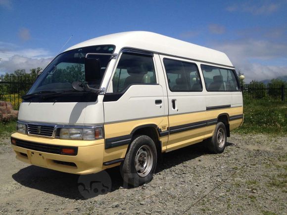    Nissan Caravan 1997 , 320000 , -