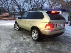 SUV или внедорожник BMW X5 2002 года, 800000 рублей, Омск