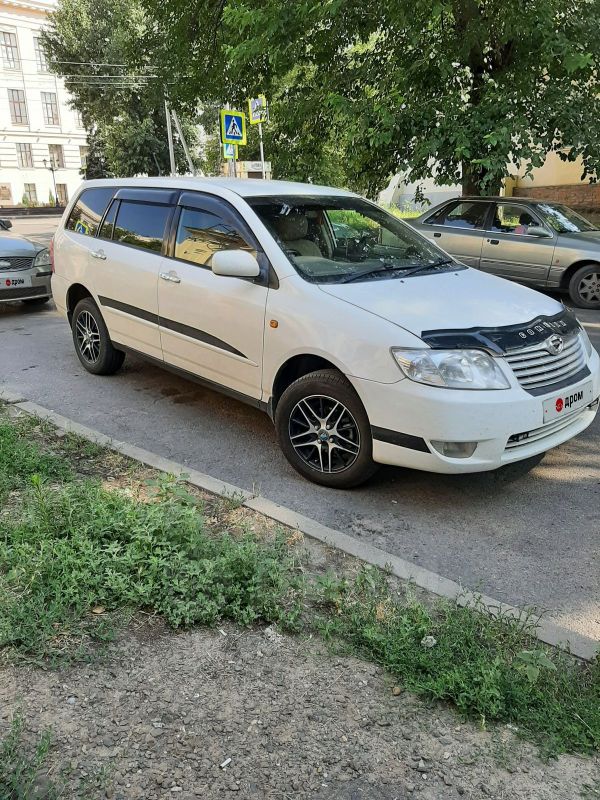  Toyota Corolla Fielder 2004 , 500000 , 