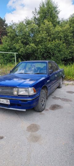 Седан Toyota Crown 1987 года, 200000 рублей, Иркутск