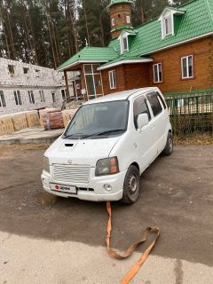 Хэтчбек Suzuki Wagon R Plus 2000 года, 110000 рублей, Казань