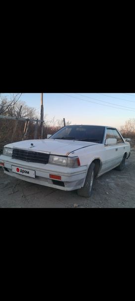 Седан Nissan Laurel 1987 года, 140000 рублей, Владивосток