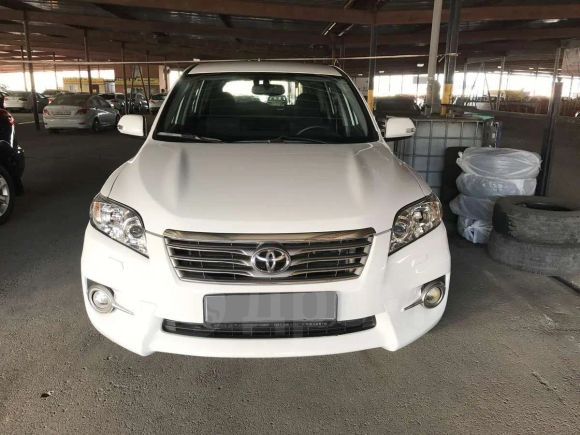 SUV   Toyota RAV4 2011 , 885000 , --