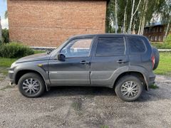 SUV или внедорожник Chevrolet Niva 2010 года, 500000 рублей, Анжеро-Судженск